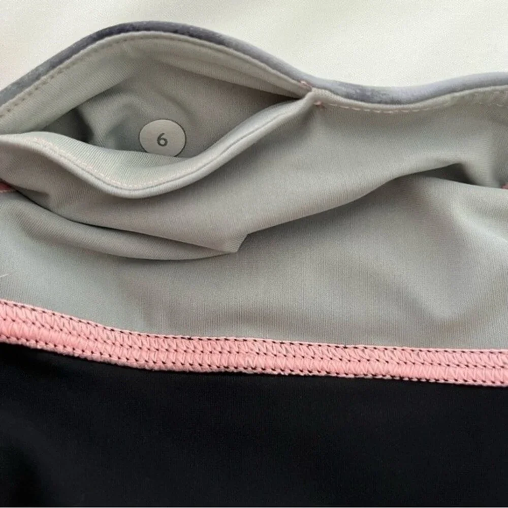 Lululemon Water Bound Crop in Black/Wamo Camo Barely Pink, Size 6